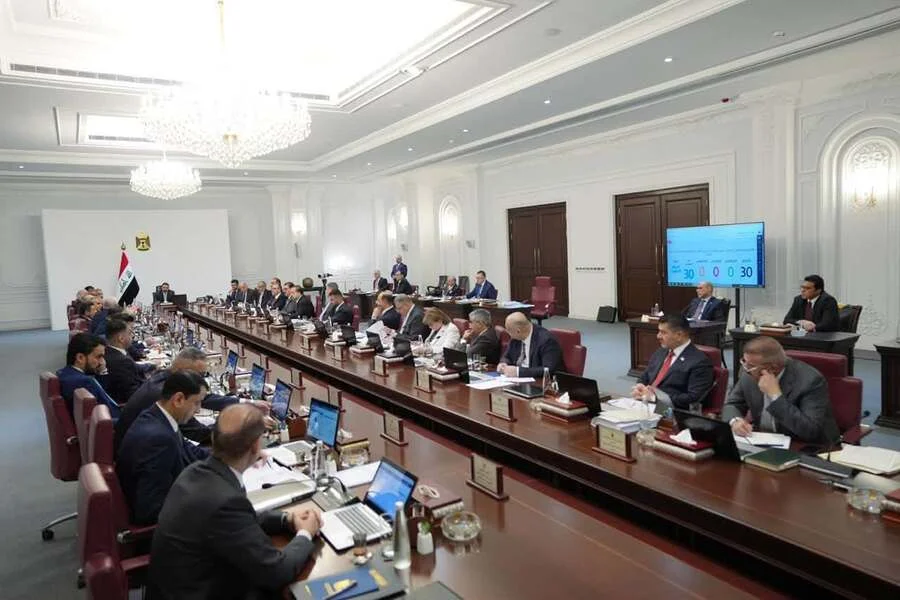 مجلس الوزراء العراقي يقر حزمة إجراءات تشمل فتح الاستيراد وتصفير رسوم الطاقة الشمسية وتيسير توريد الأدوية